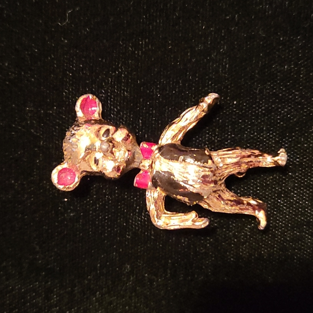 Mid century 🐻 bear  brooch